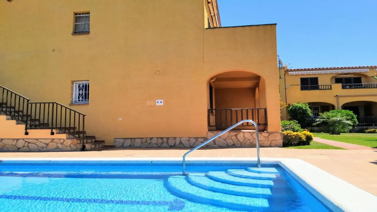Vacay Apartamento Ibiza, Piscina Y Relax! En La Costa Brava, L'Escala! Апартаменты Ля Эскала
